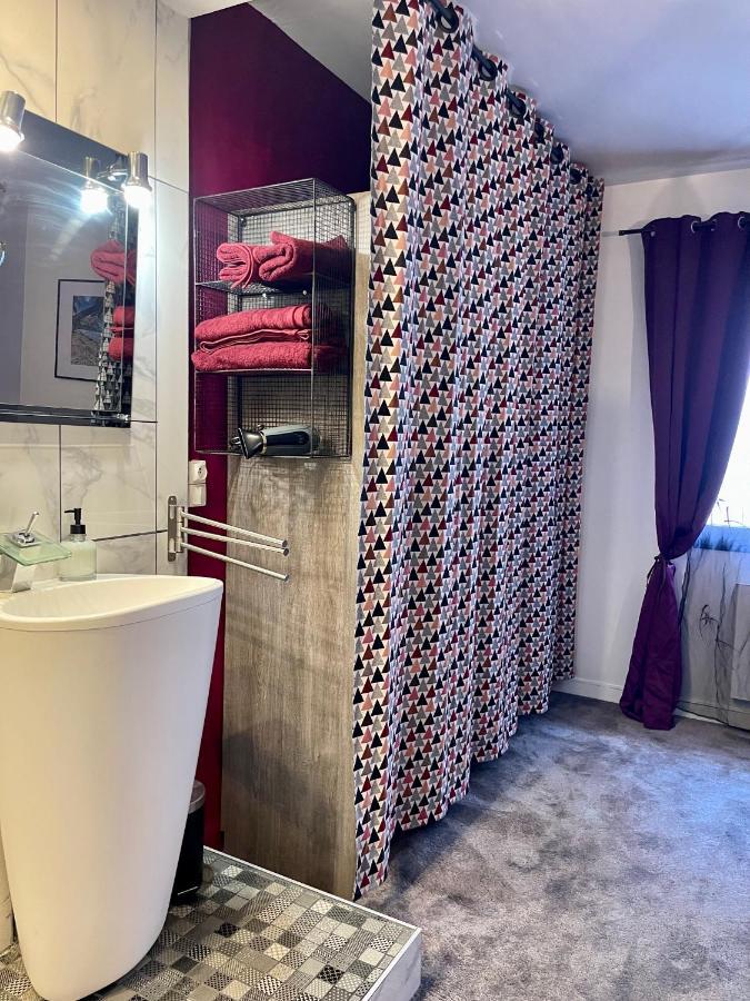 Appartement Duplex Hyper-Centre Avec Sa Cour Privee à Angers Extérieur photo