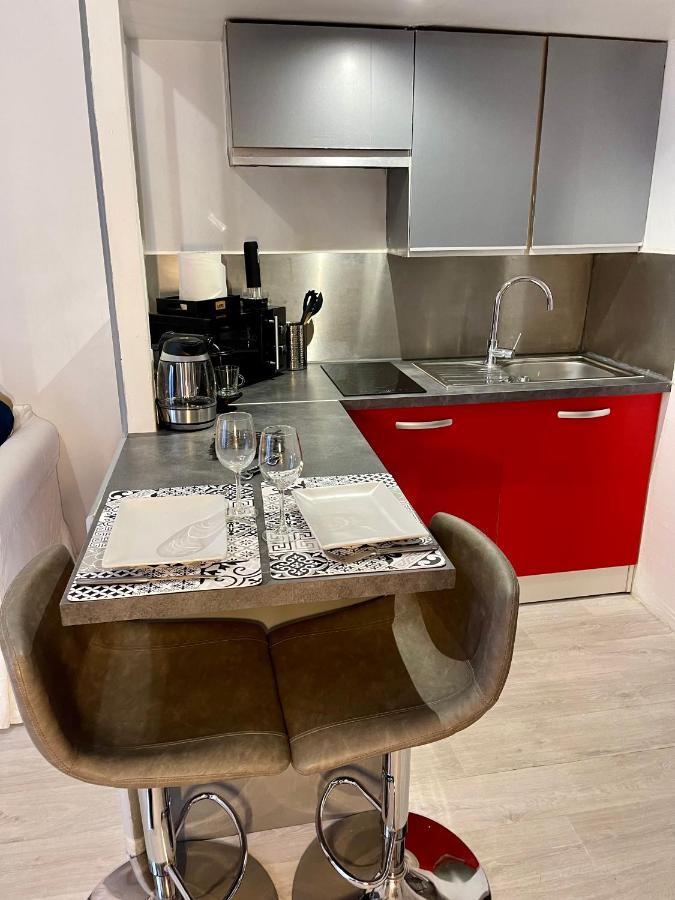 Appartement Duplex Hyper-Centre Avec Sa Cour Privee à Angers Extérieur photo