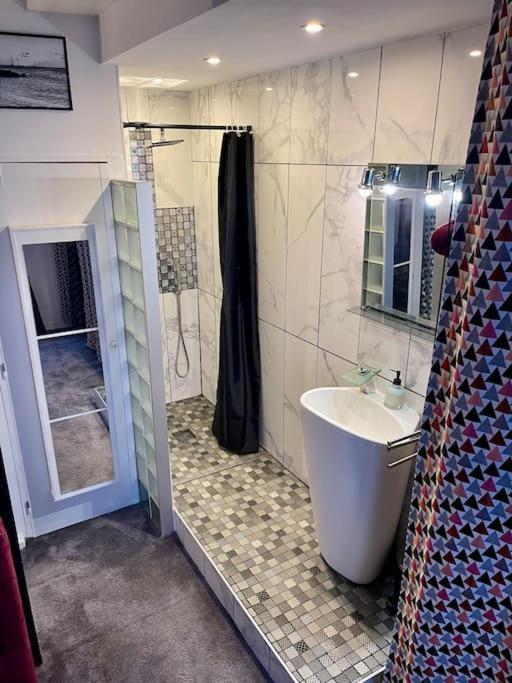 Appartement Duplex Hyper-Centre Avec Sa Cour Privee à Angers Extérieur photo
